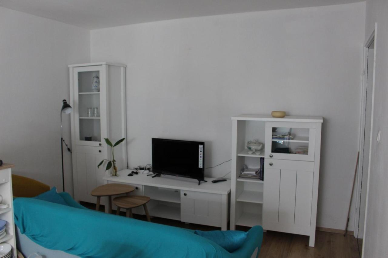 Appartement Blue Harbour No. 15 à Veli Iž Extérieur photo